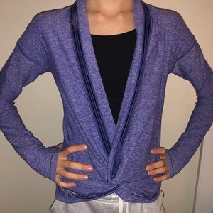 IVIVVA Own the Move Shrug Size 8 NWT